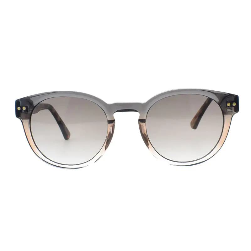 ¿Es necesario usar gafas de sol?